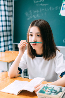 闪亮的日子电影