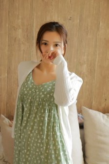美女比基尼